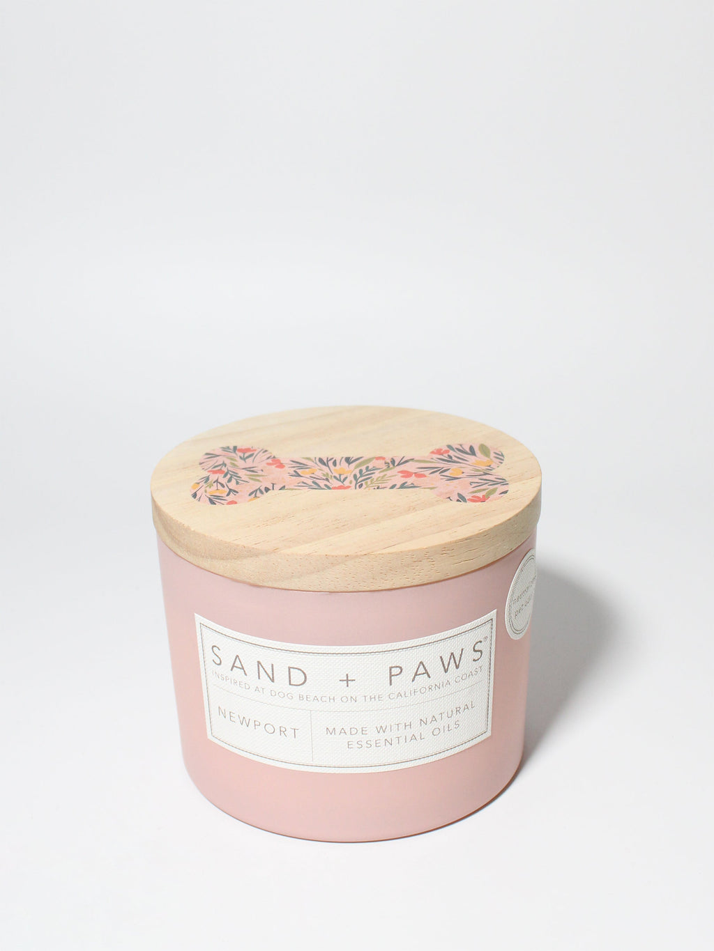 Premium Sand + Paws Newport 12 oz scented candle