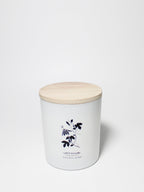 Premium White Flowers Natural Home 11.5 oz scented candle