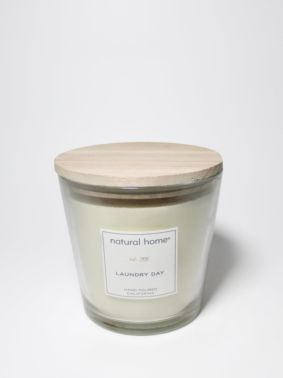 Premium Laundry Day Natural Home 31 oz scented candle