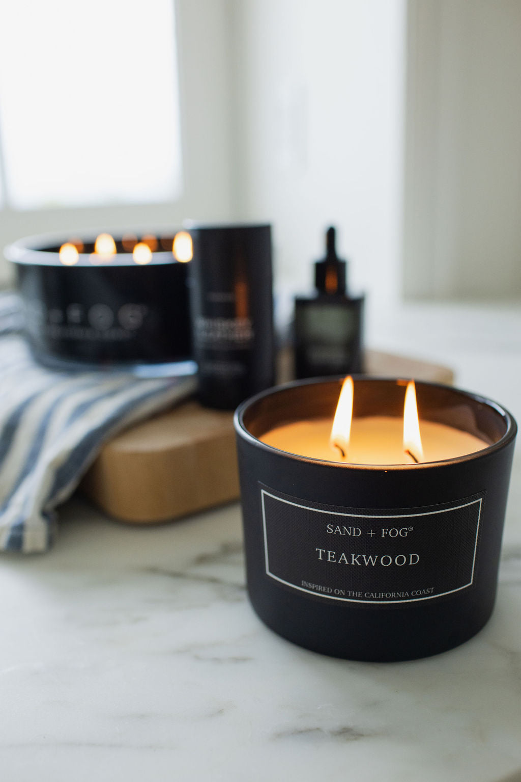 Premium Teakwood 12 oz scented candle