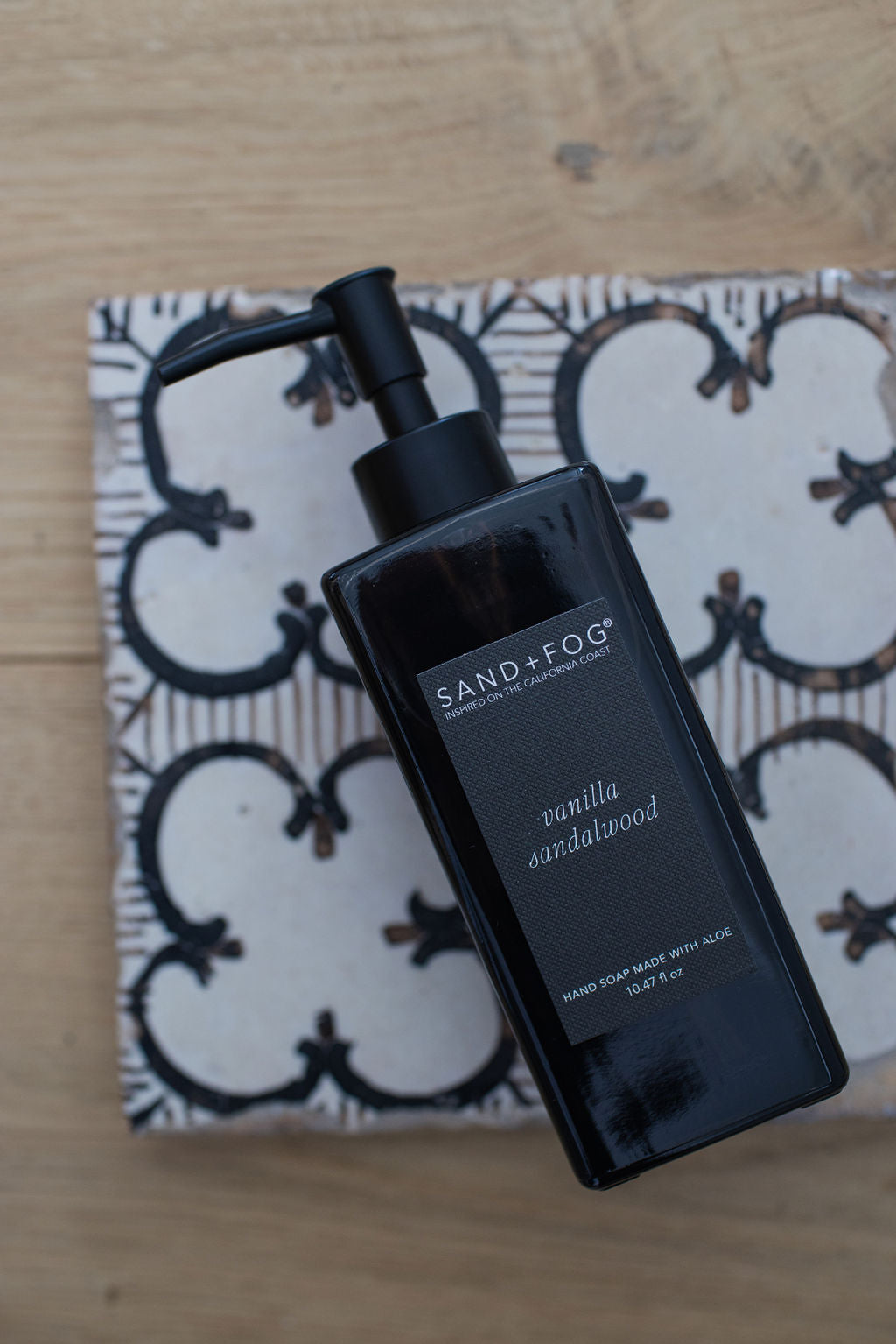Premium Vanilla Sandalwood 10.47 oz Liquid Hand Soap
