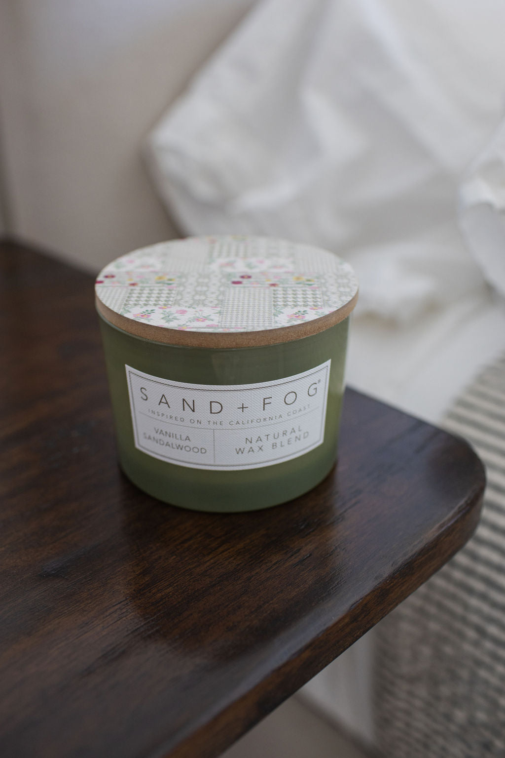 Premium Vanilla Sandalwood 12 oz scented candle