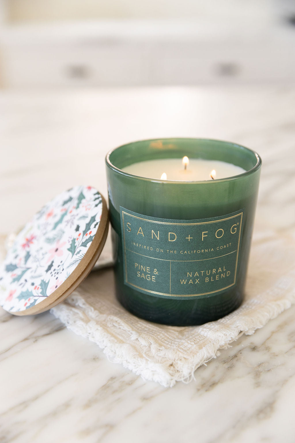 Premium Pine & Sage 21 oz scented candle