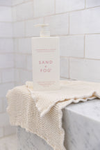 Premium Strawberries & Cream 32 oz Body Wash