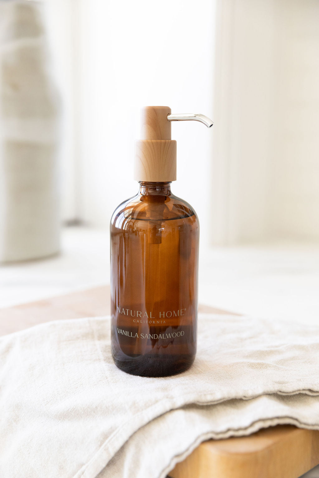 Premium Vanilla Sandalwood Natural Home 15.7 oz Liquid Hand Soap
