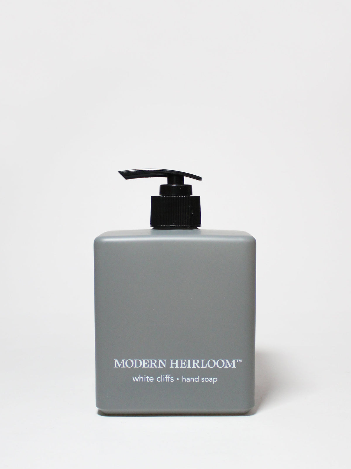 Premium White Cliffs Modern Heirloom 16.9 oz Liquid Hand Soap