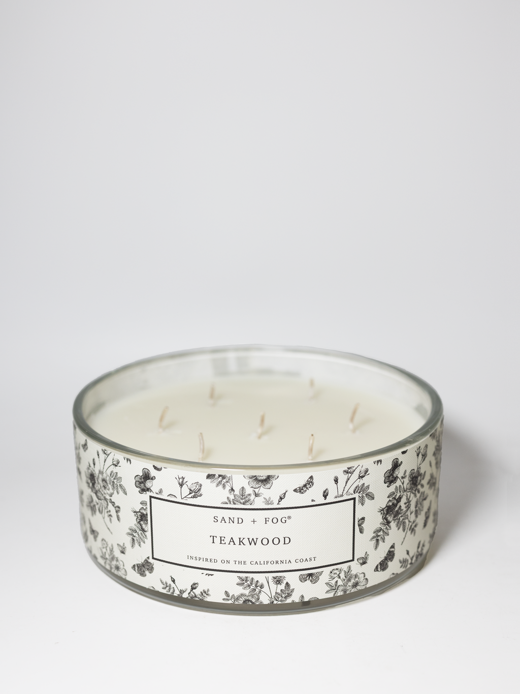 Premium Teakwood 34 oz scented candle