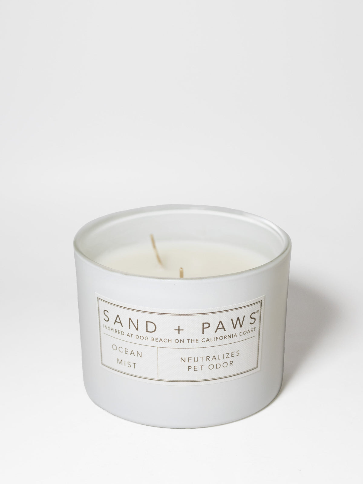 Premium Sand + Paws Ocean Mist 12 oz scented candle