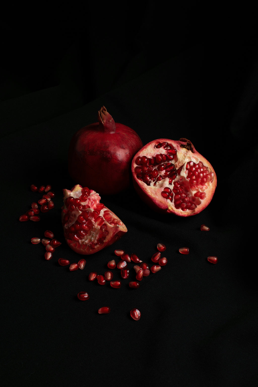 Premium Pomegranate Noir 10 oz scented candle